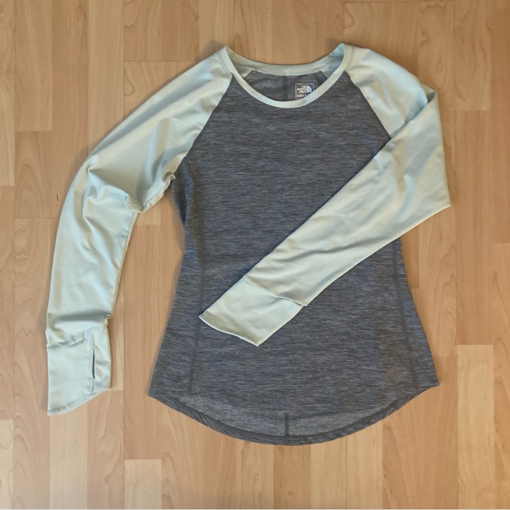 The north face women’s flash dry long sleeve performance shirt